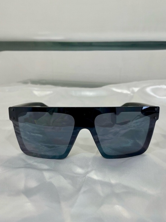 Accessories - 🩵6/$30 — Black Oversized Square Sunglasses